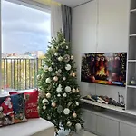 Penthouse With A View 地拉那
