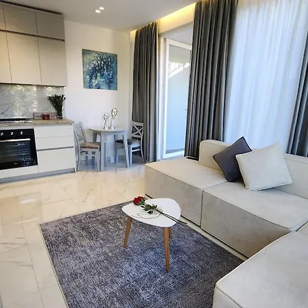 דירה Penthouse With A View
